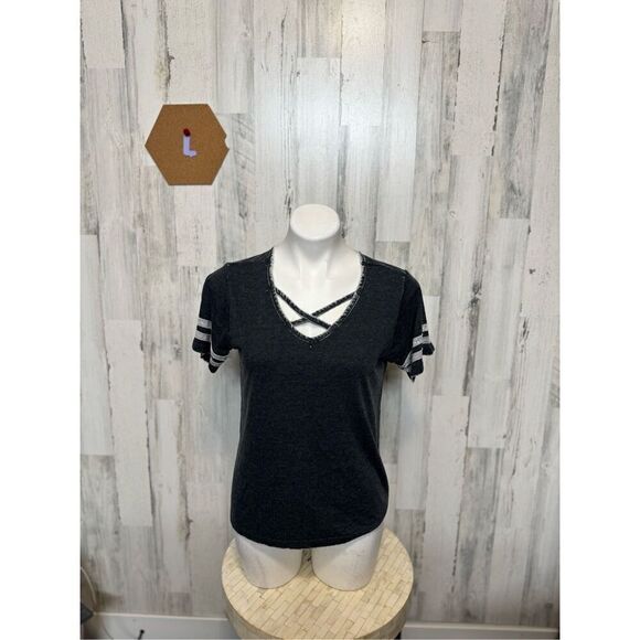 Blouse  - Picture 1 of 7